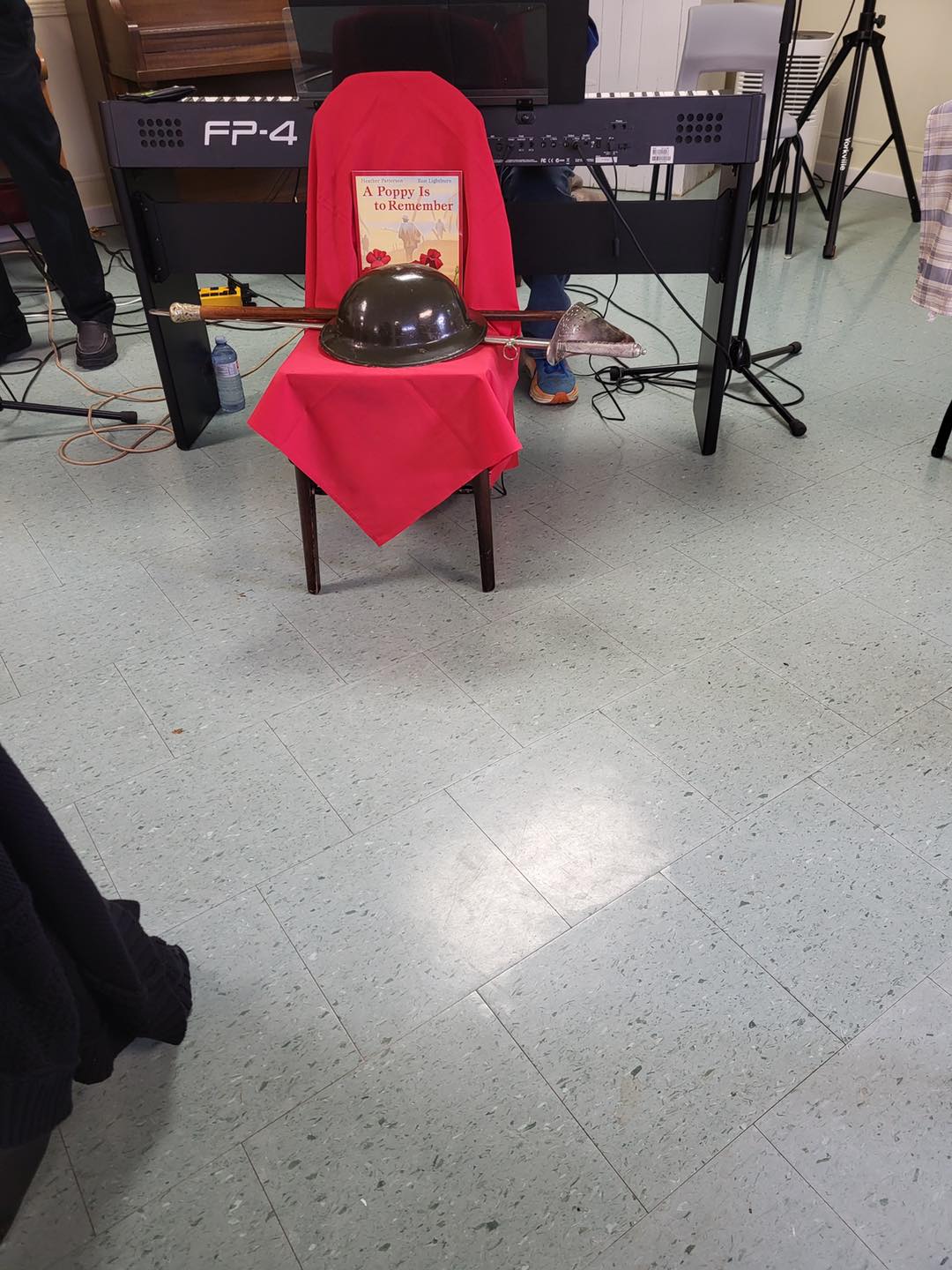 A Community Remembrance service was
    held at Two Coves Cafe on November 7, sponsored by
    The Outreach Mission Group, hosted by the Cafe and
    organized by Brenda Munro. Music was by Shenanigan,
    Peter Grant, Carol & Donnie Webb and Dave Anderson.
    Special guests were Rebeccah Stone's class from
    Shatford Memorial School